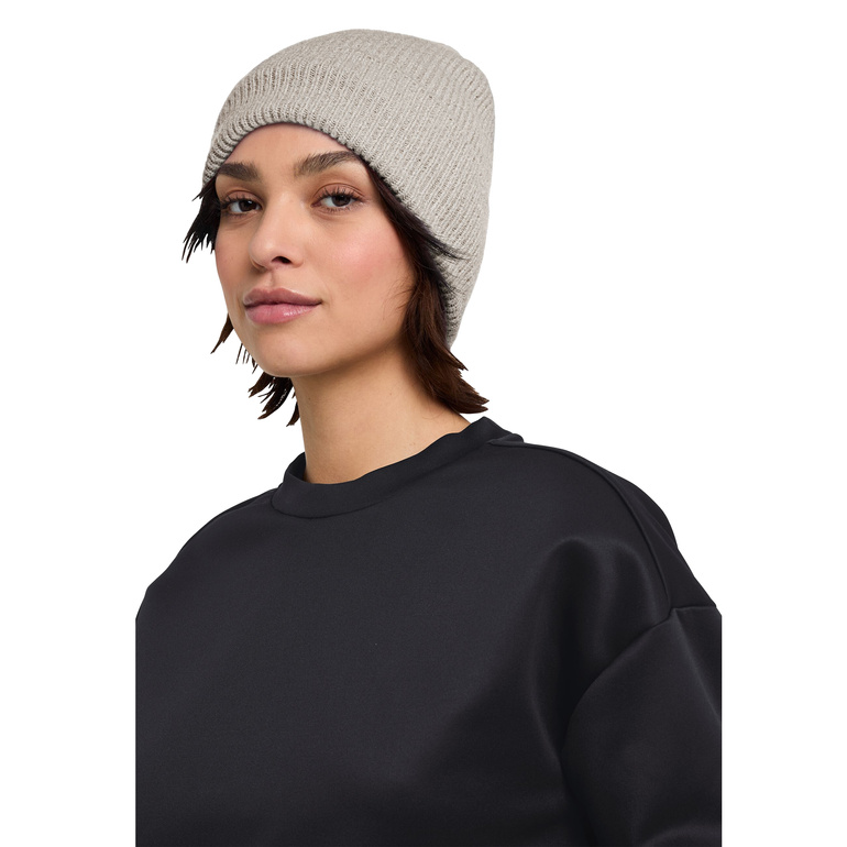 Czapka FUZZY BEANIE