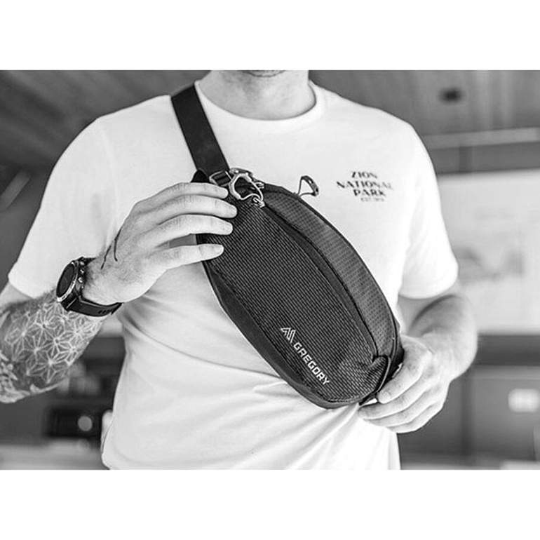 Torebka biodrowa NANO WAISTPACK 4L